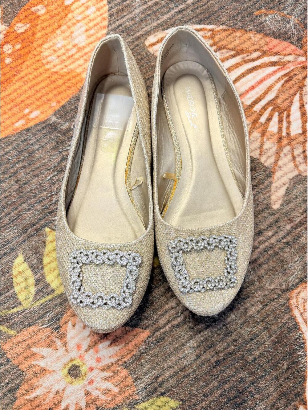 Madeline Stuart Gold Glitter Ballet Flats Size 9W Rhinestone Buckle Dress Shoes